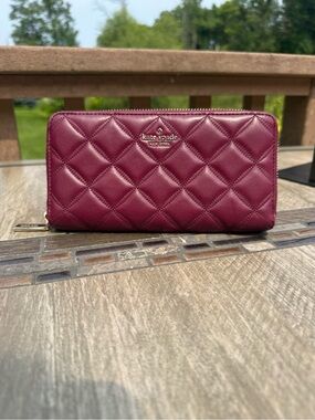 EUC Kate Spade Natalia Large Continental Quilted Leather Plum Large Wallet